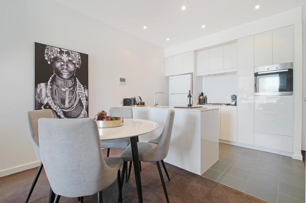 Lux 2Br Apt On Hindmarsh Sq-Pool-Gym-Sauna-Parking Adelaide Exterior foto